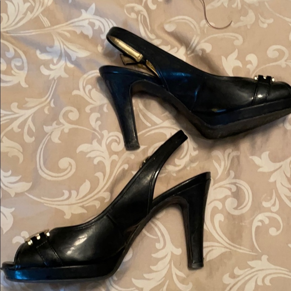 Anne Klein Black Slingbacks - Picture 2 of 12